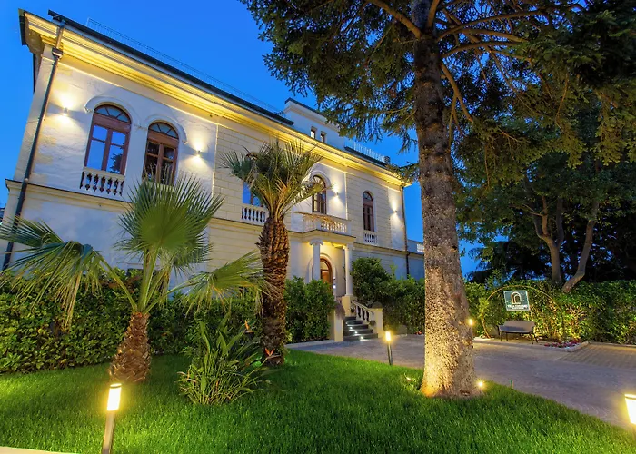 Bed & Breakfast Cipriano - Relais Di Charm Napoli