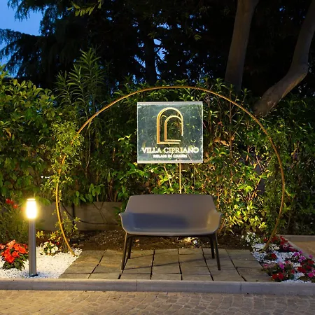 Nocleg ze śniadaniem Cipriano - Relais Di Charm 4*